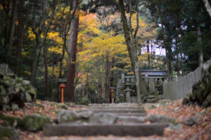 西山興隆寺　階段