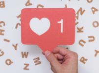 Instagram リポスト