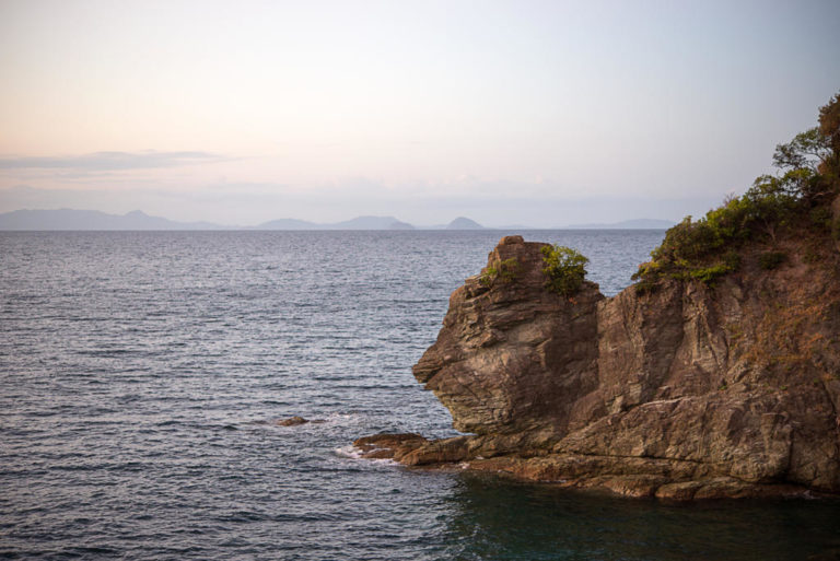 愛媛にも存在するライオン岩は猫岩？全国各地のライオン岩と比較【愛媛のおすすめ写真撮影スポット・インスタ映え
