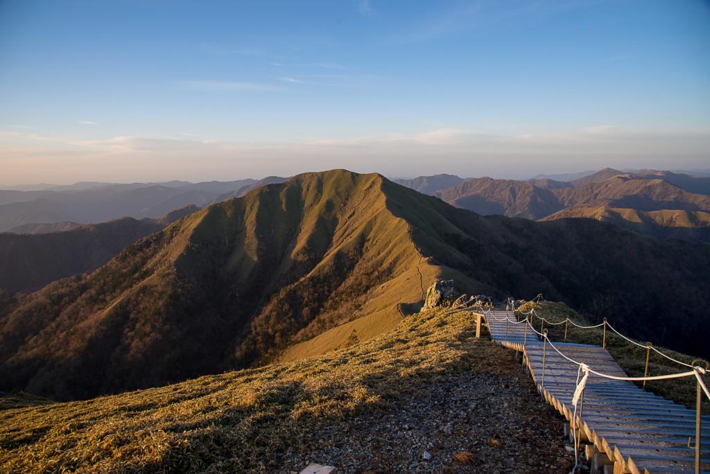 四国徳島県で一番高い山の剣山は初心者でも登山できるおすすめ写真スポット！ 四国カメラ係